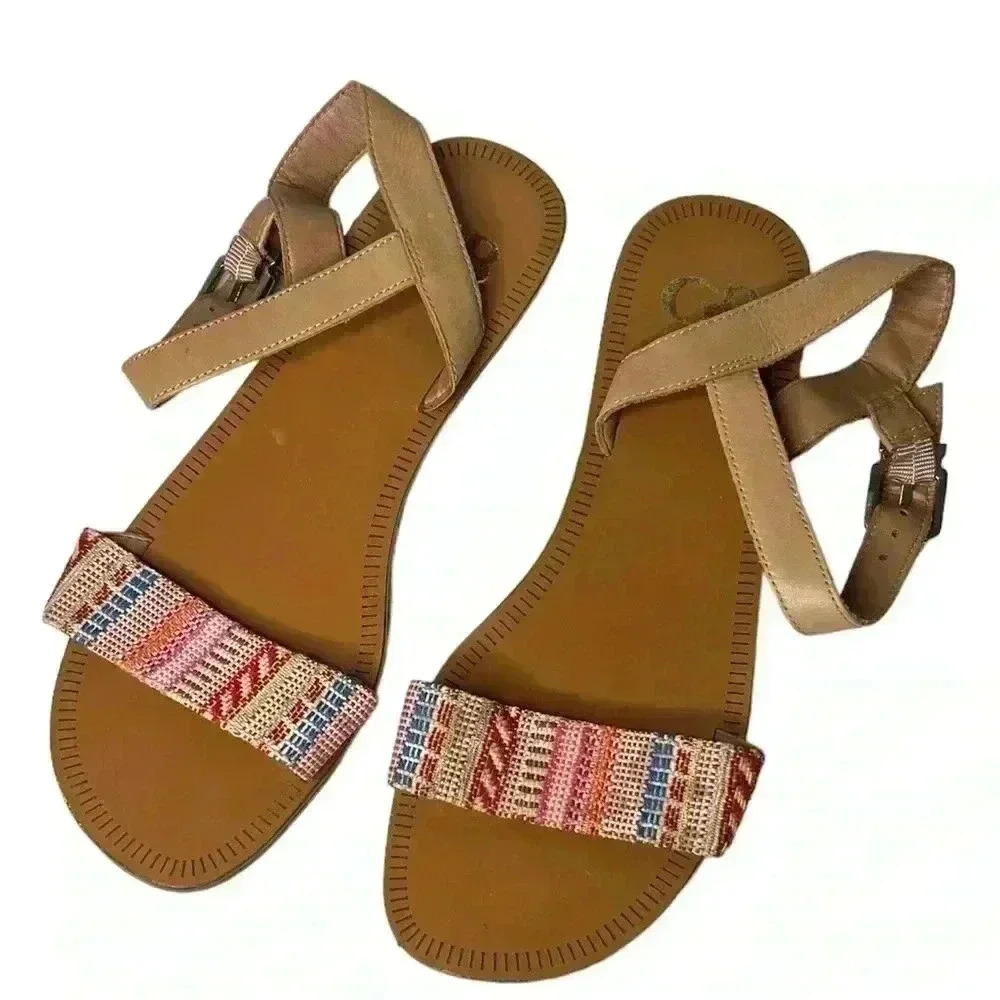 Gianni Bini Pink Fabric and Leather Multicolored Mary Jane Sandals - Size 7.5